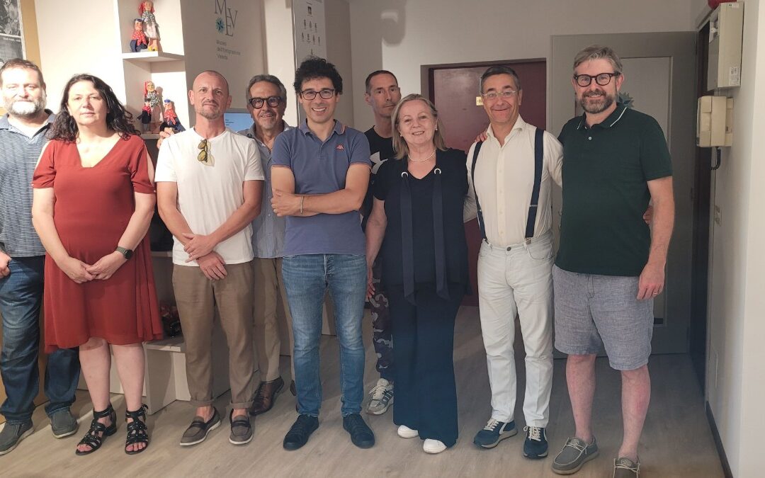 Il Consiglio Comunale di Belluno in visita al MEV: la memoria migratoria al centro del dibattito cittadino