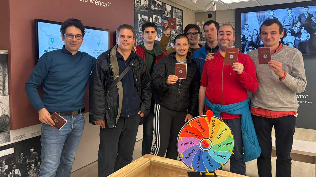 Un museo accessibile e aperto a tutti: il MEV accoglie i giovani del progetto “Con-tatto” con il laboratorio “Passaporto per il futuro”